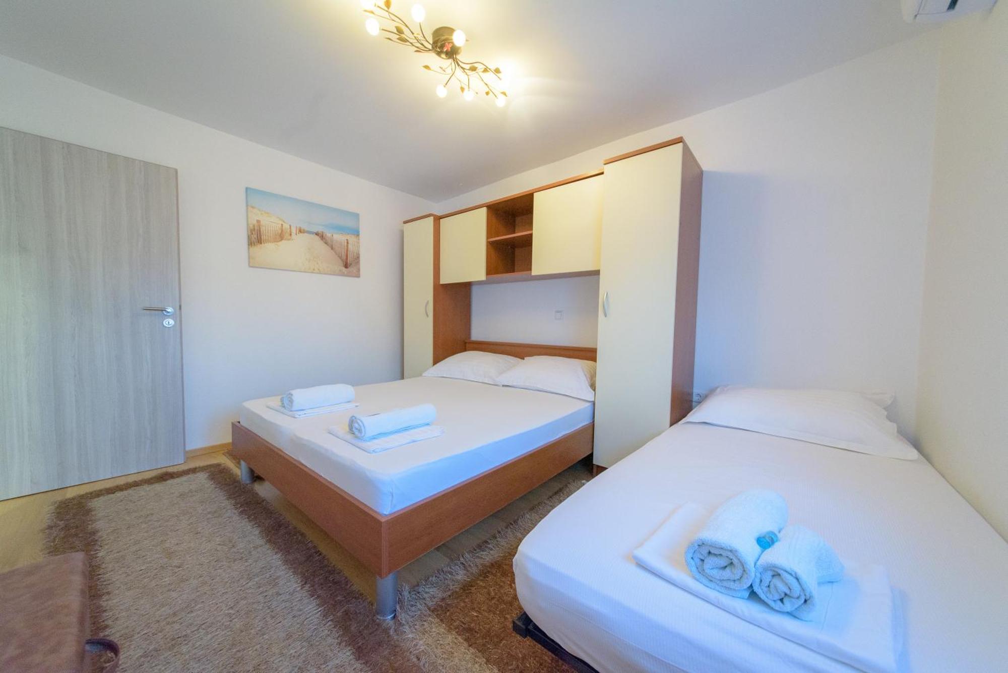 Jeli Apartments Starigrad Paklenica Δωμάτιο φωτογραφία