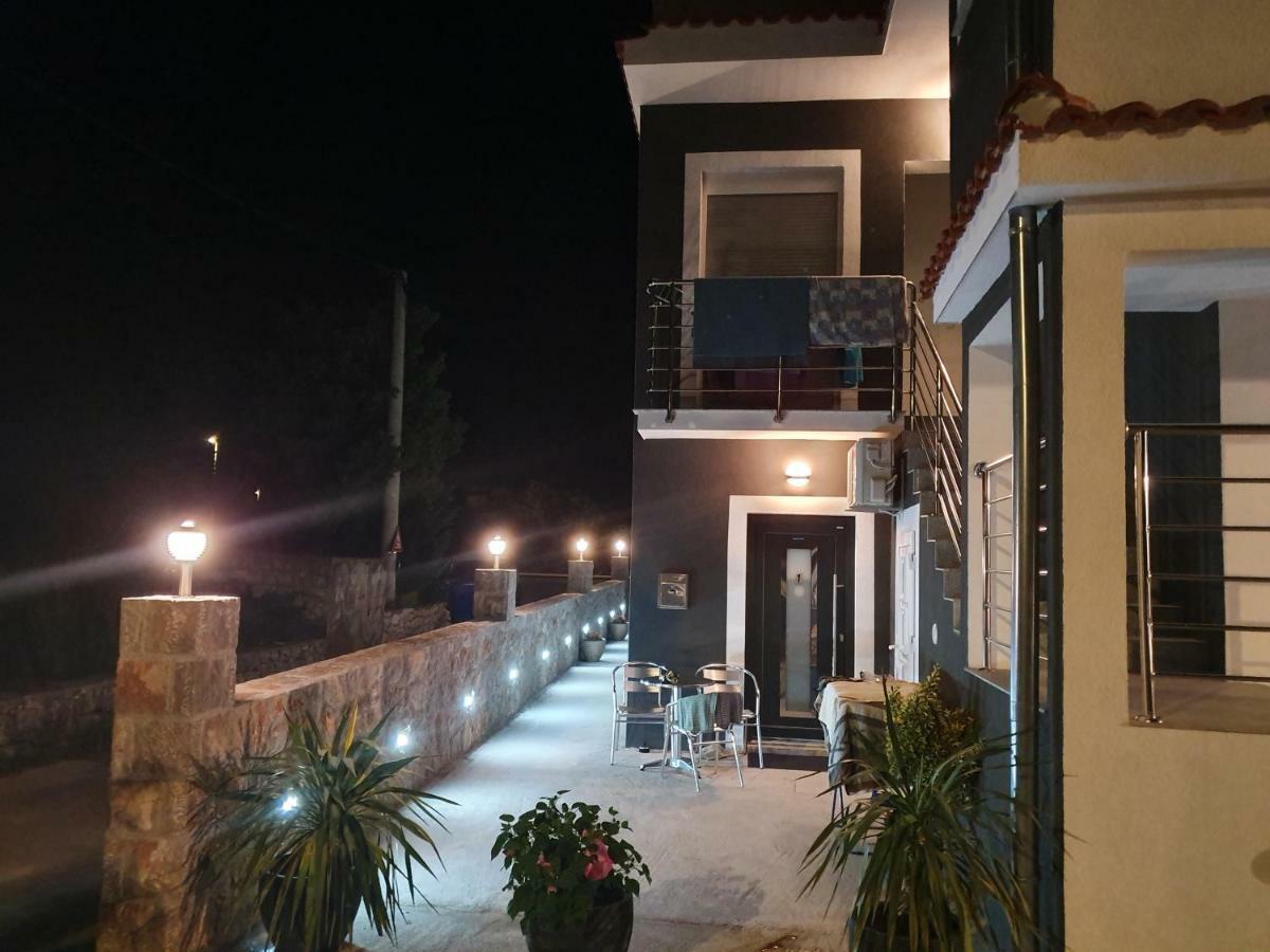 Jeli Apartments Starigrad Paklenica Εξωτερικό φωτογραφία