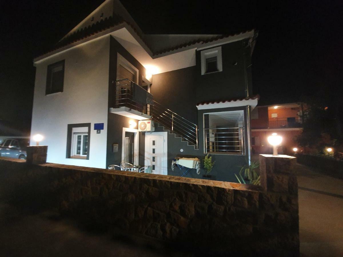 Jeli Apartments Starigrad Paklenica Εξωτερικό φωτογραφία