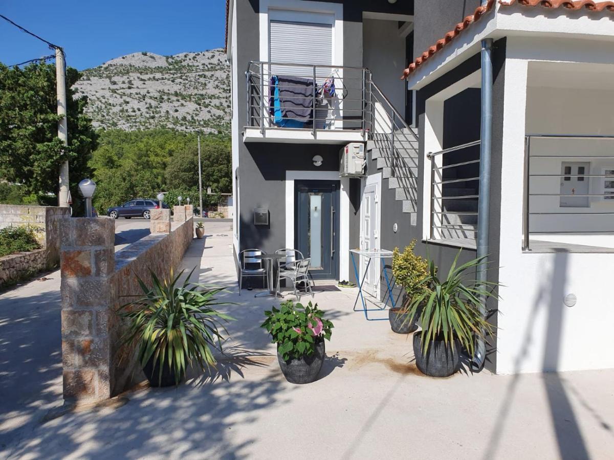 Jeli Apartments Starigrad Paklenica Εξωτερικό φωτογραφία